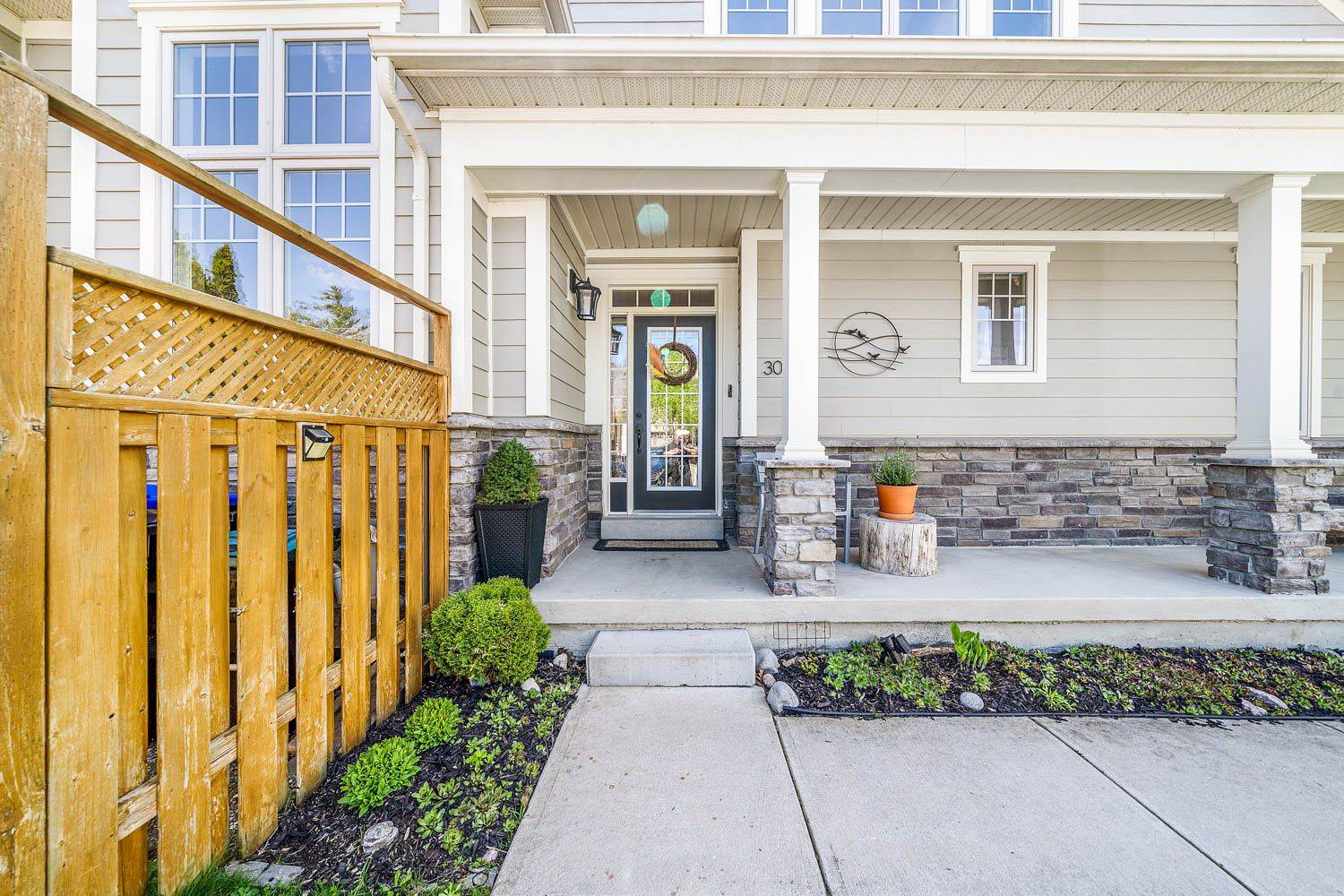 Wasaga Beach, ON L9Z 0E7,300 Stonebridge BLVD