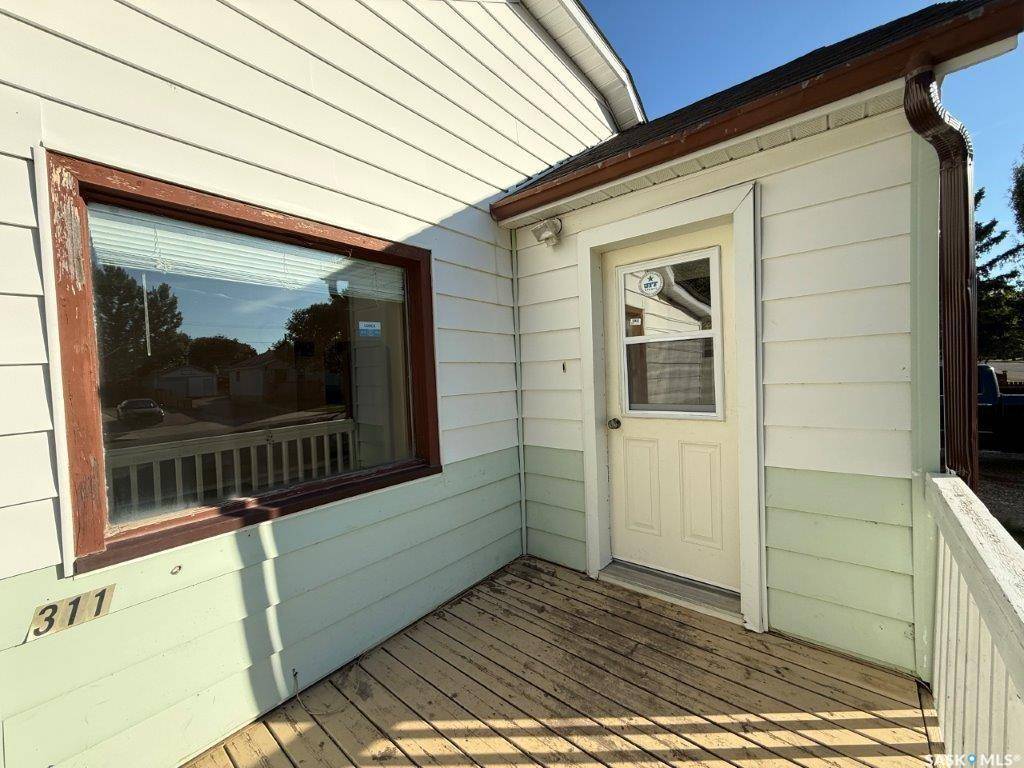 Kindersley, SK S0L 1S0,311 3rd AVENUE W