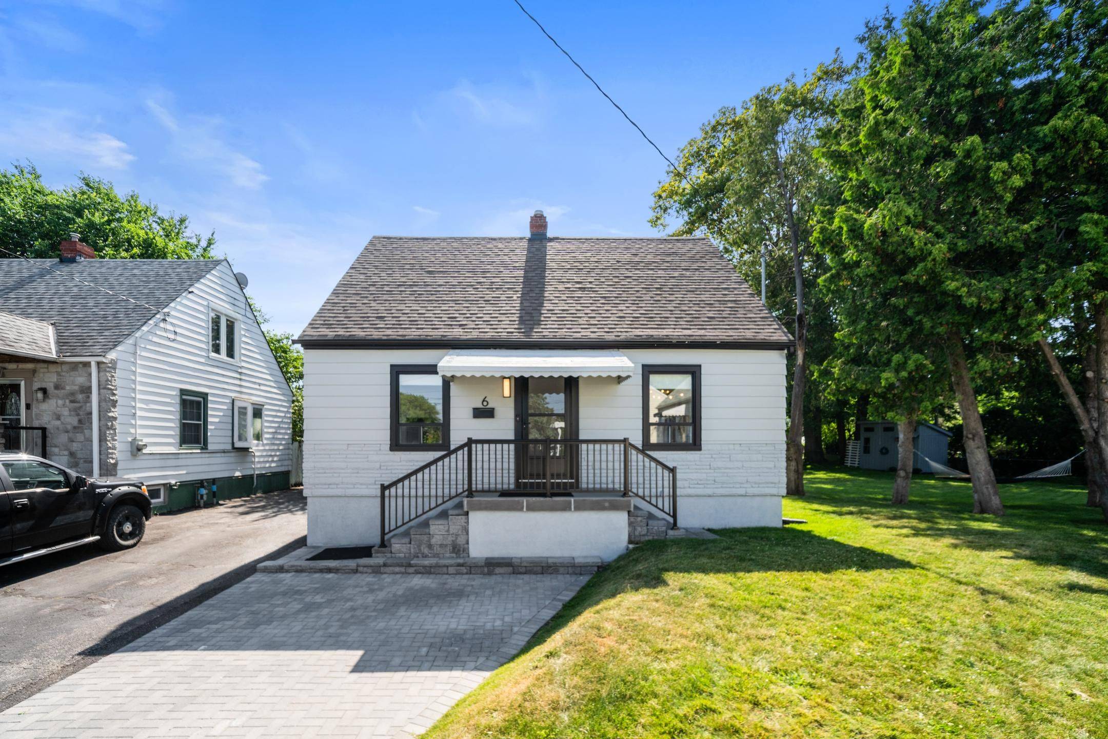 Toronto W07, ON M8Y 1M6,6 Mccallum CT