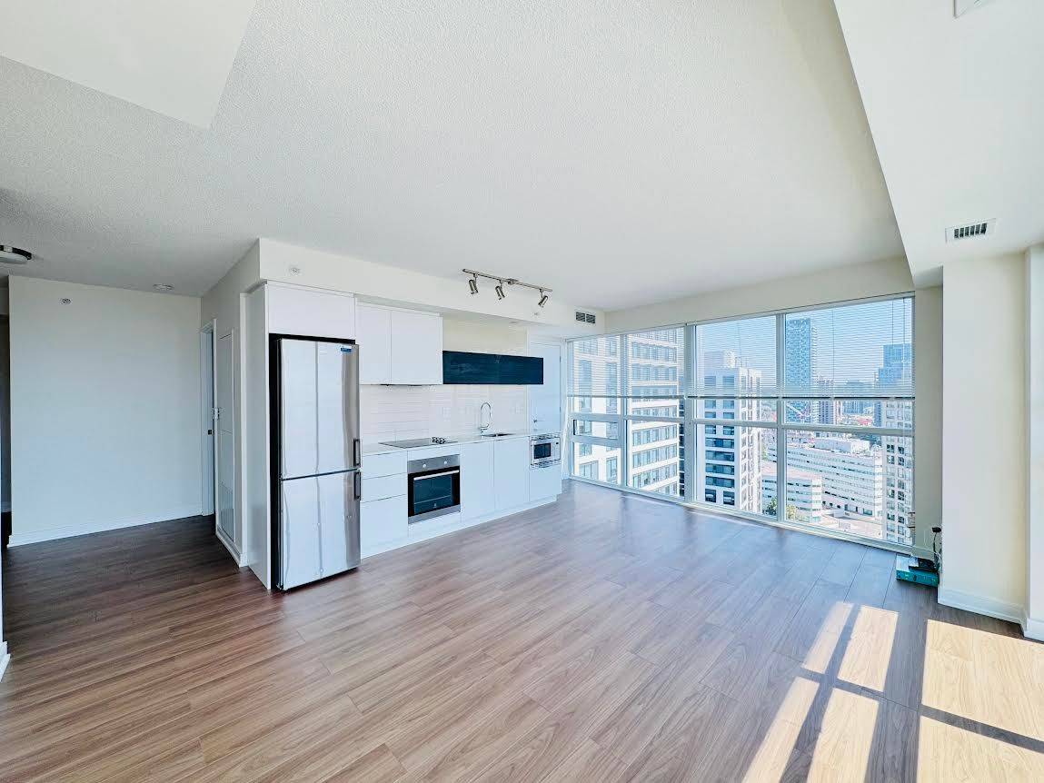 Toronto W08, ON M9B 0C5,20 Thomas Riley RD #2107