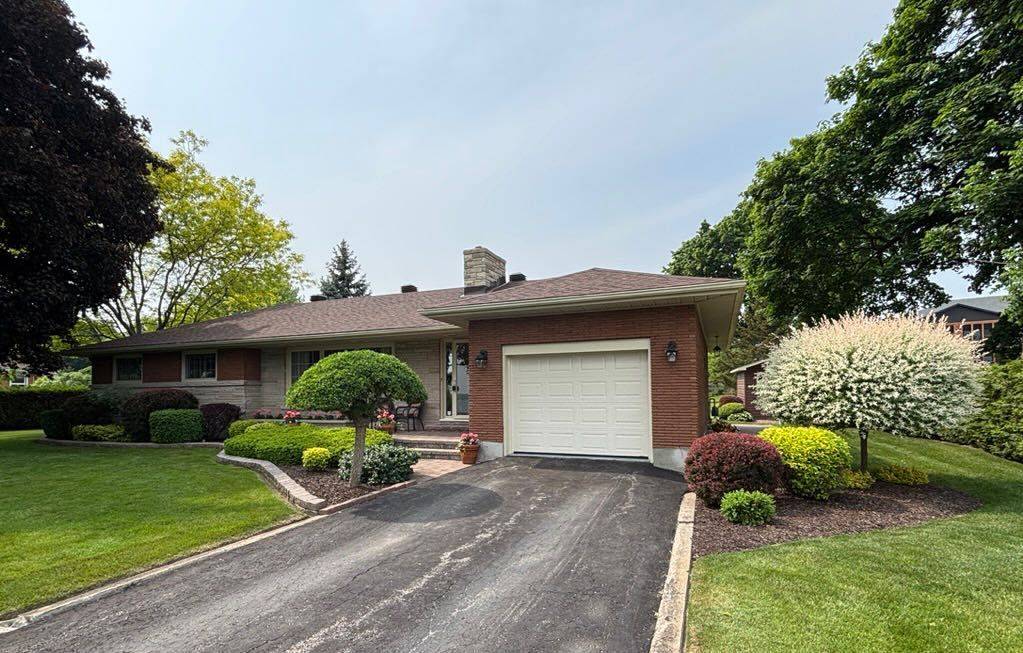 1680 County 2 RD, Prescott, ON K0E 1T0