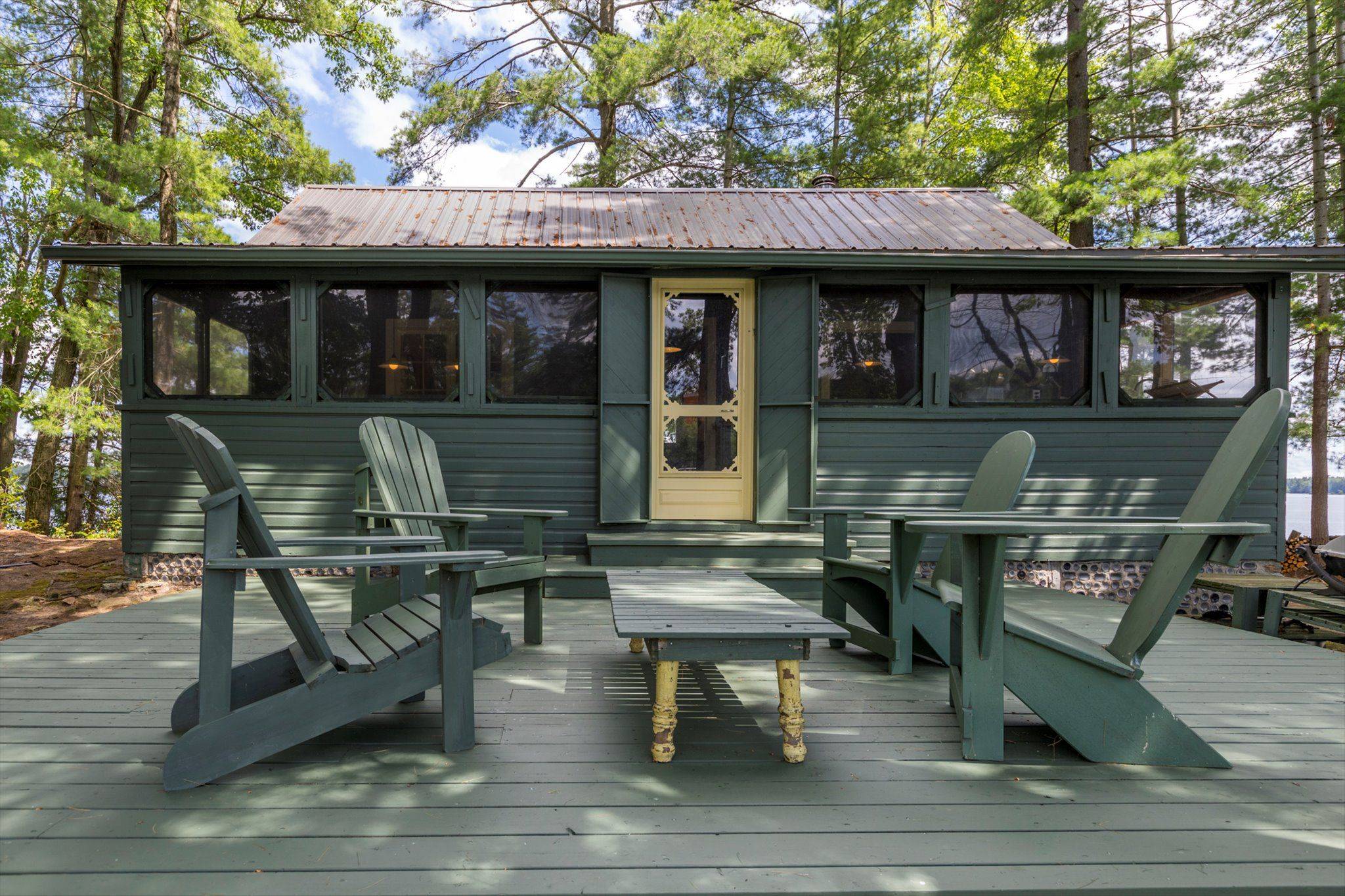 Havelock-belmont-methuen, ON K0L 2H0,183 26 Kasshabog Lk N/A