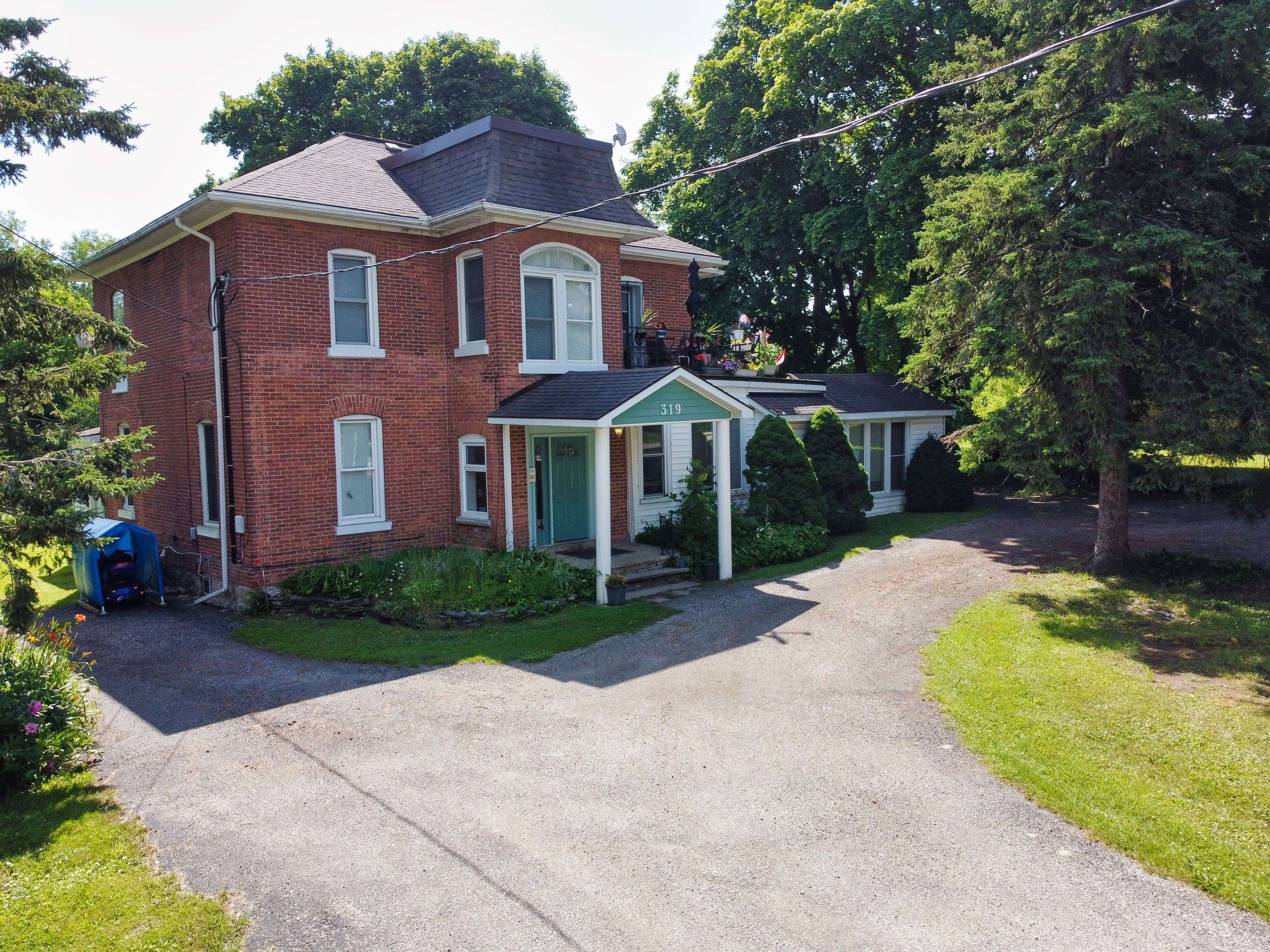 319 Berford ST, South Bruce Peninsula, ON N0H 2T0