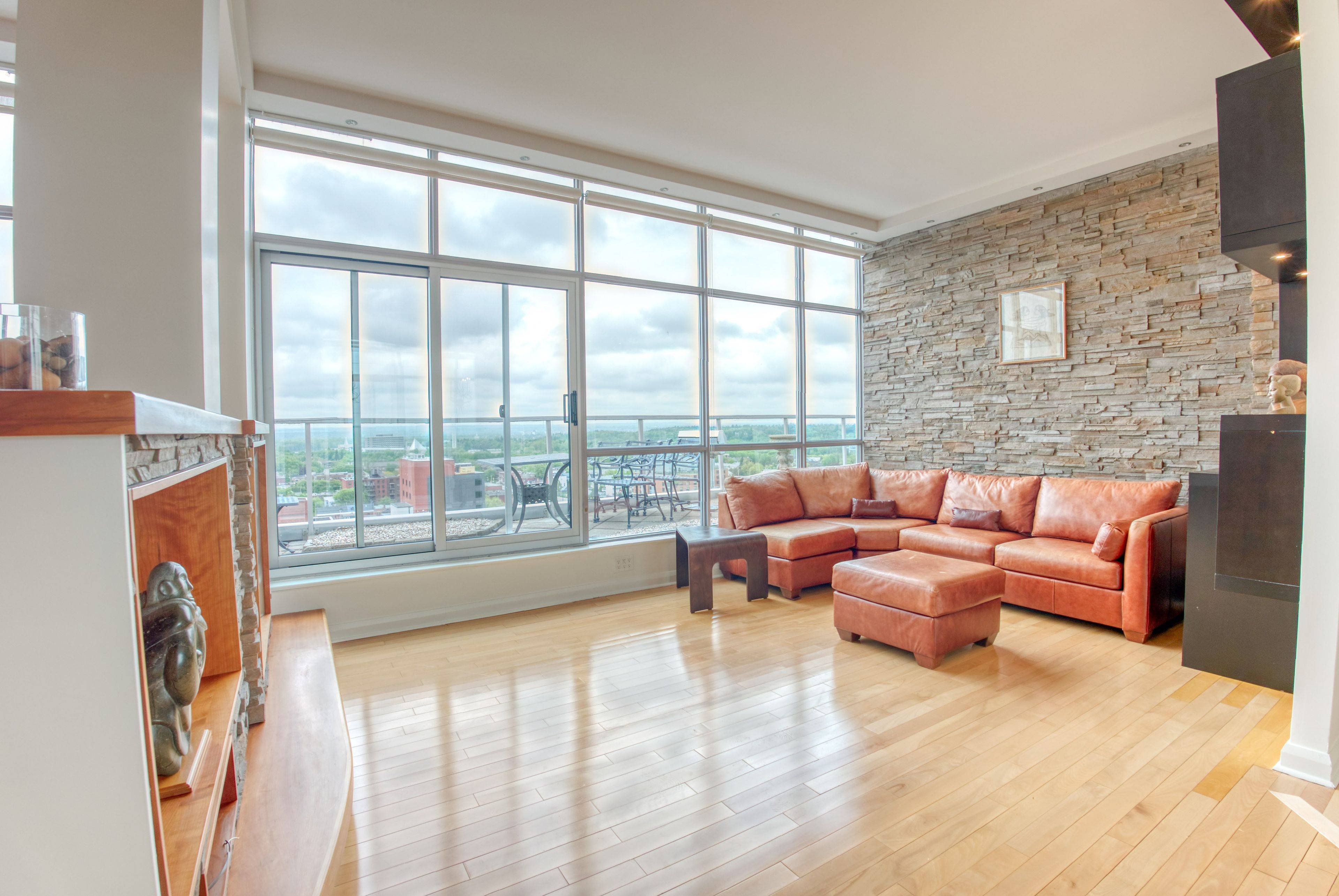 Lower Town - Sandy Hill, ON K1N 1J6,180 York ST #1402
