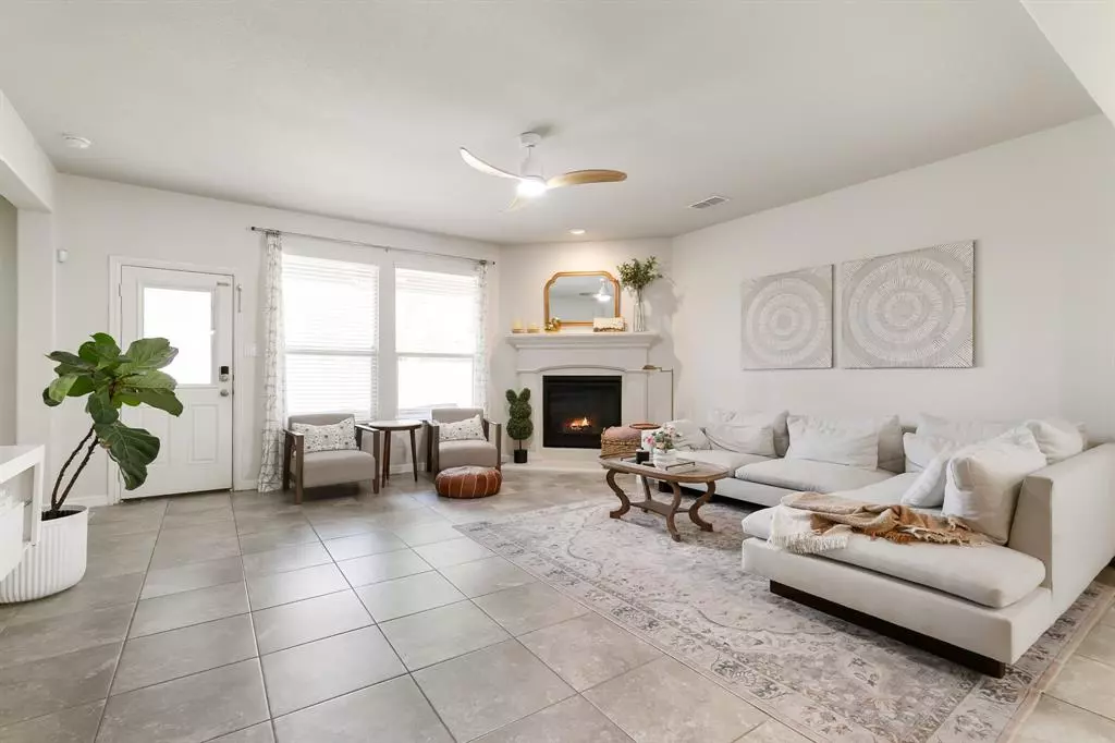 Saginaw, TX 76131,616 Dunster Lane