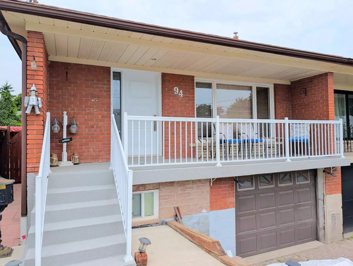 Brampton, ON L6X 1L9,94 Archibald ST