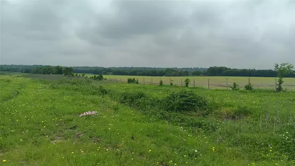 253 CR 494 N, Chilton, TX 76632
