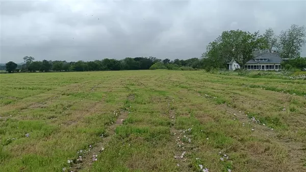 Chilton, TX 76632,253 CR 494 N