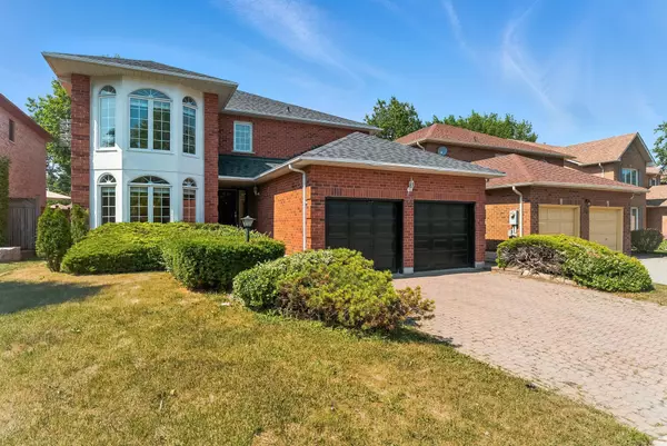 Whitby, ON L1N 7Y6,34 HENDERSON DR