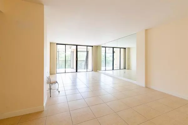 Hollywood, FL 33021,2810 N 46th Ave #460F