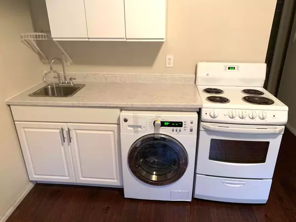 Toronto W02, ON M6N 5H4,93 Weston RD #2