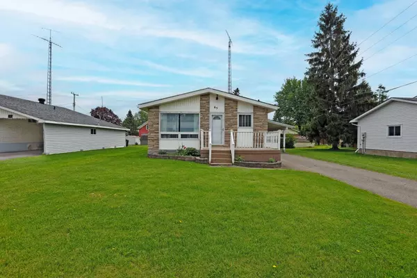 South Dundas, ON K0C 1X0,65 Fifth ST