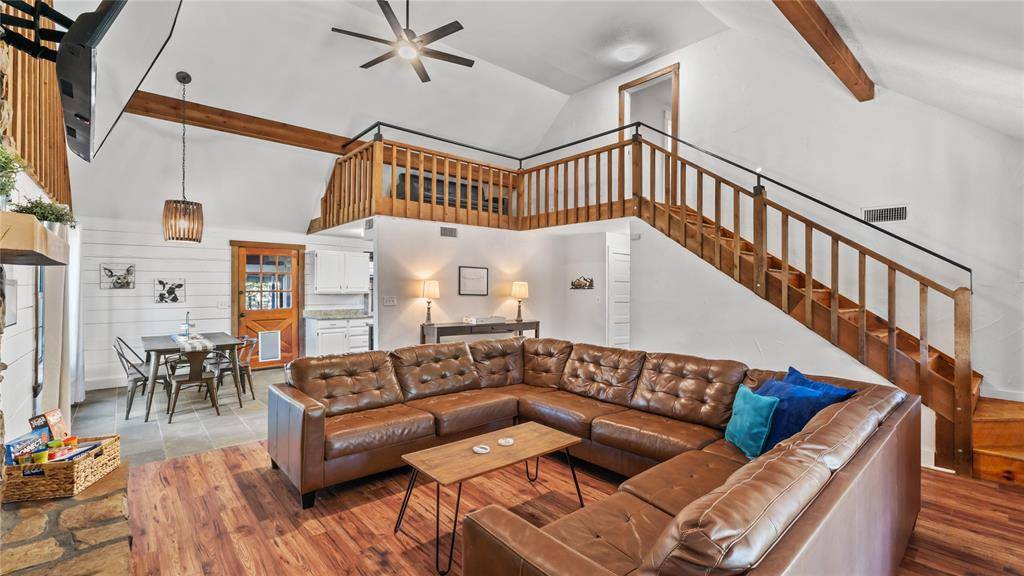 Broken Bow, OK 74728,313 Post Oak Road
