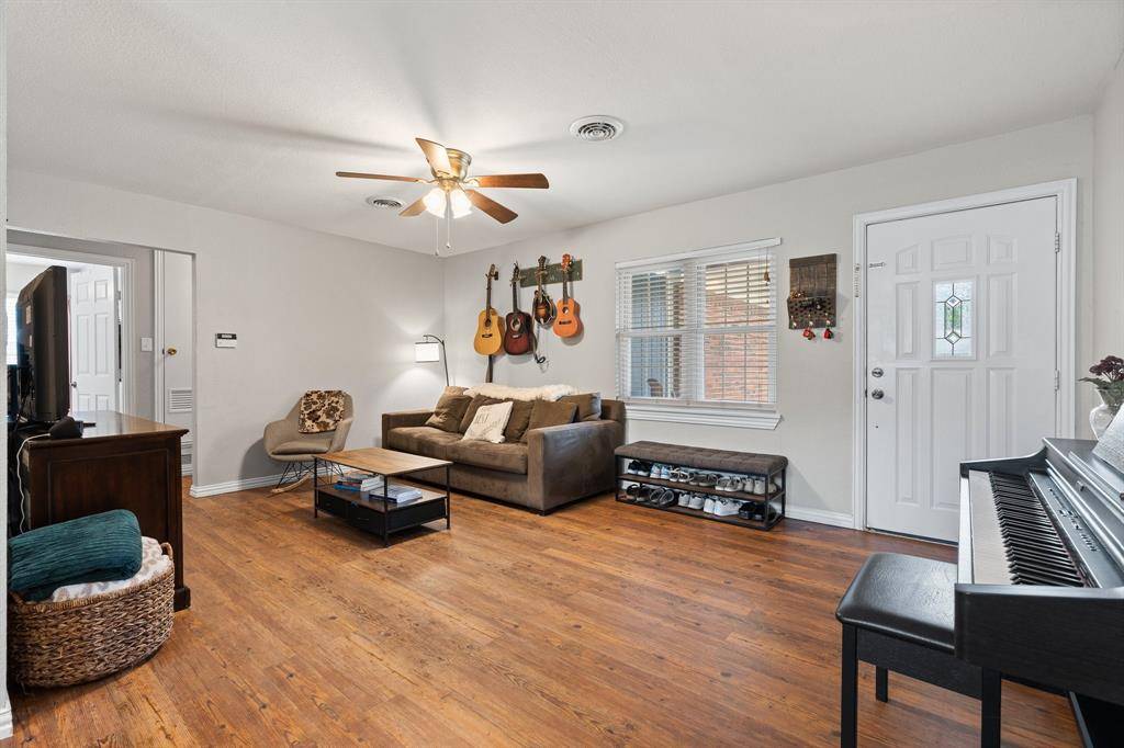 Cleburne, TX 76033,1200 Lynnwood Drive