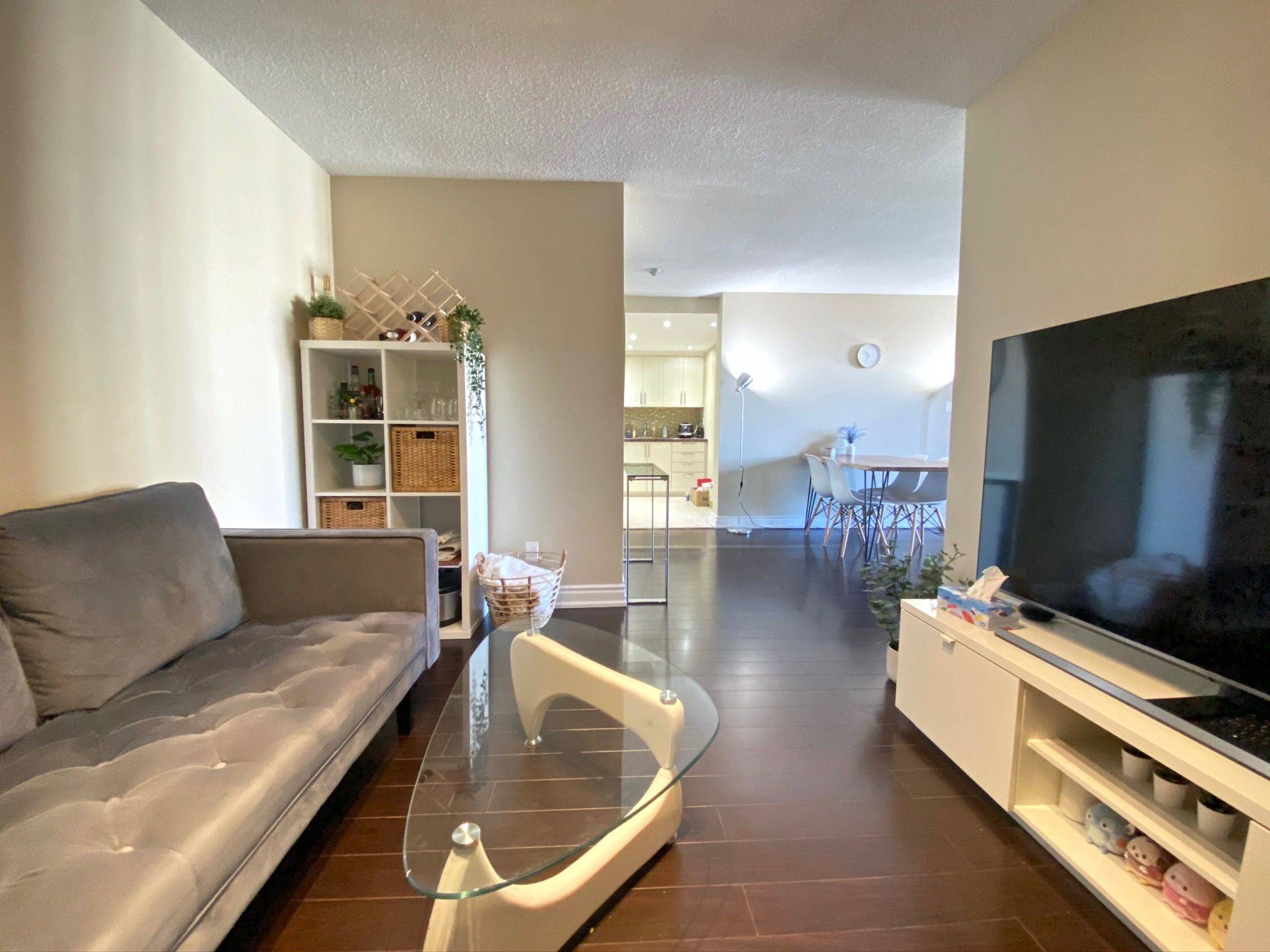 Toronto C14, ON M2M 4J4,7 Bishop AVE #1210