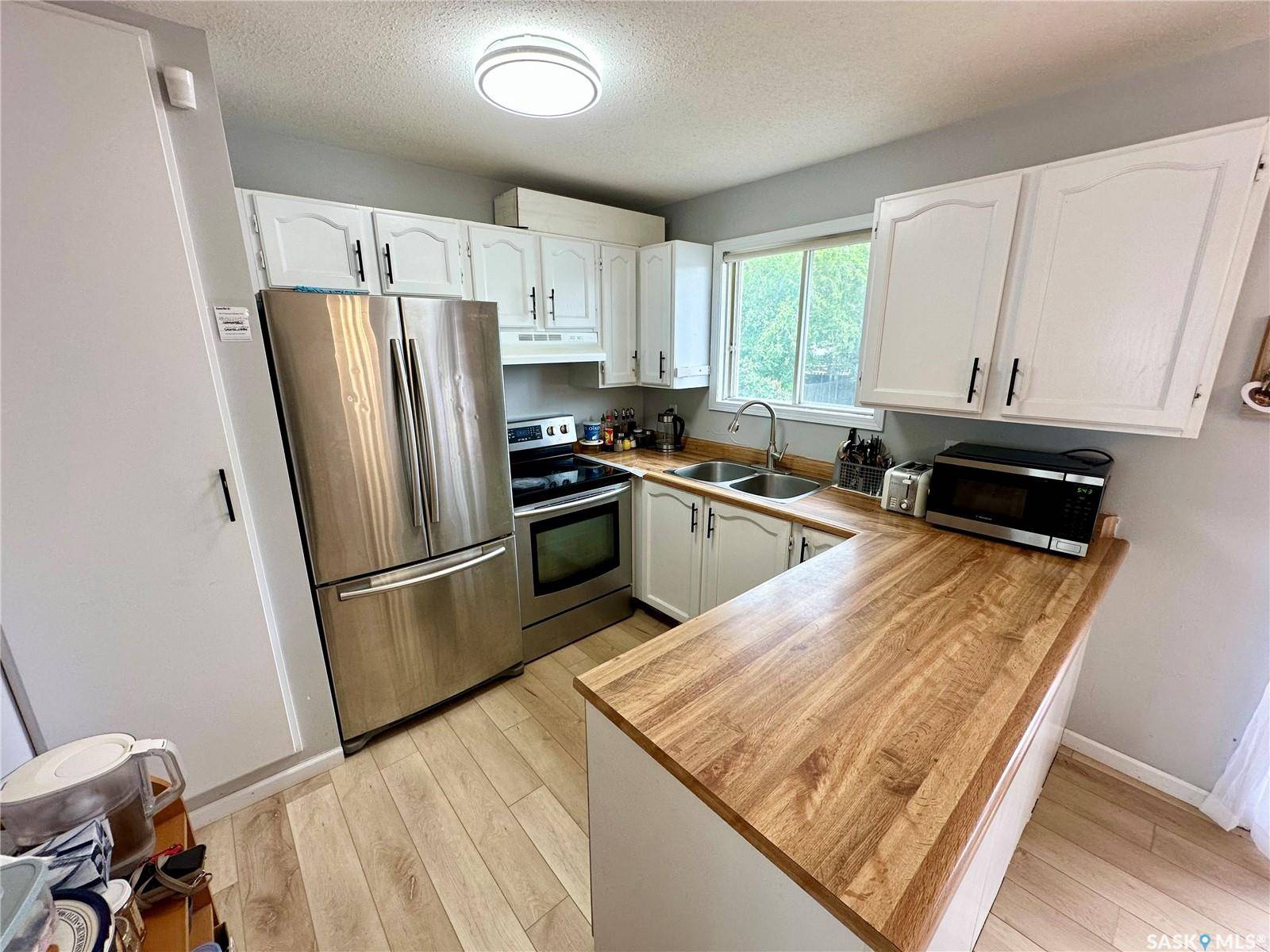 Saskatoon, SK S7L 7A6,111 Stacey CRESCENT