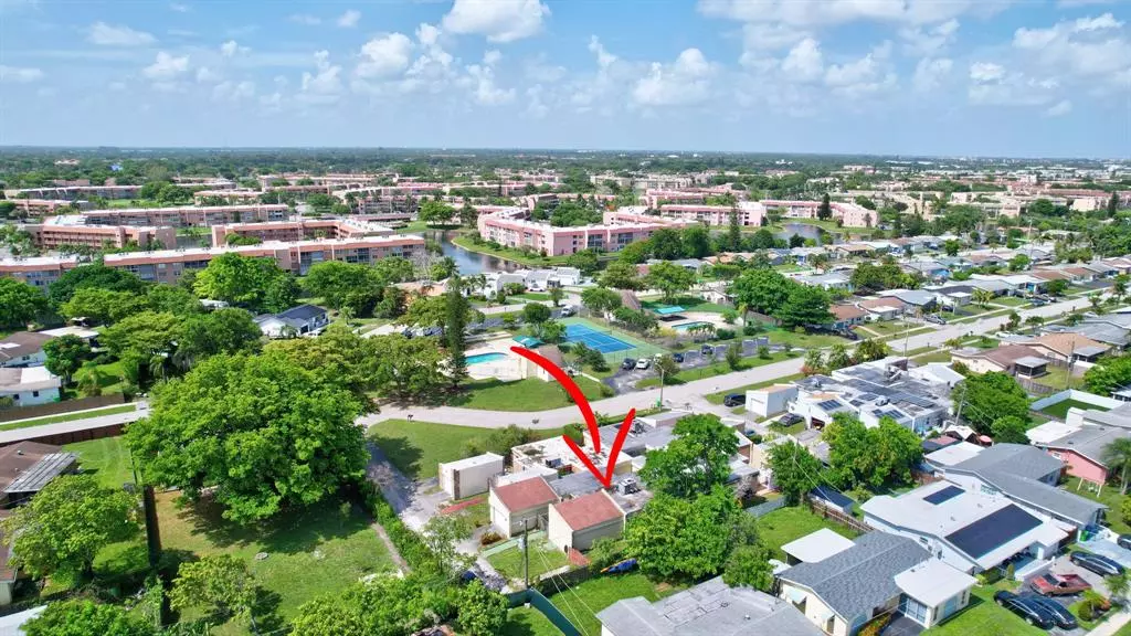 9725 NW 26th Ct #4, Sunrise, FL 33322