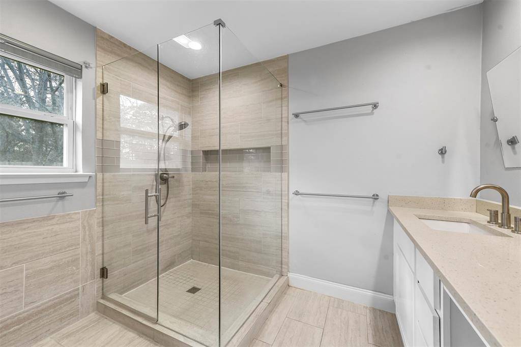 Southlake, TX 76092,709 Cimarron Trail