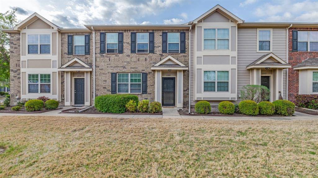 6808 Carrington Lane, Fort Worth, TX 76137