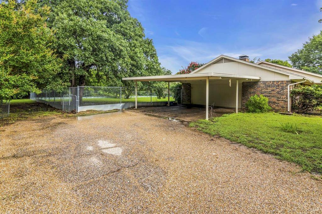 Southlake, TX 76092,450 Briarwood Drive