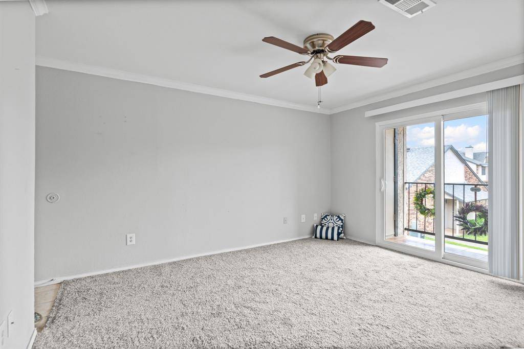 Hurst, TX 76054,825 W Harwood Road #A