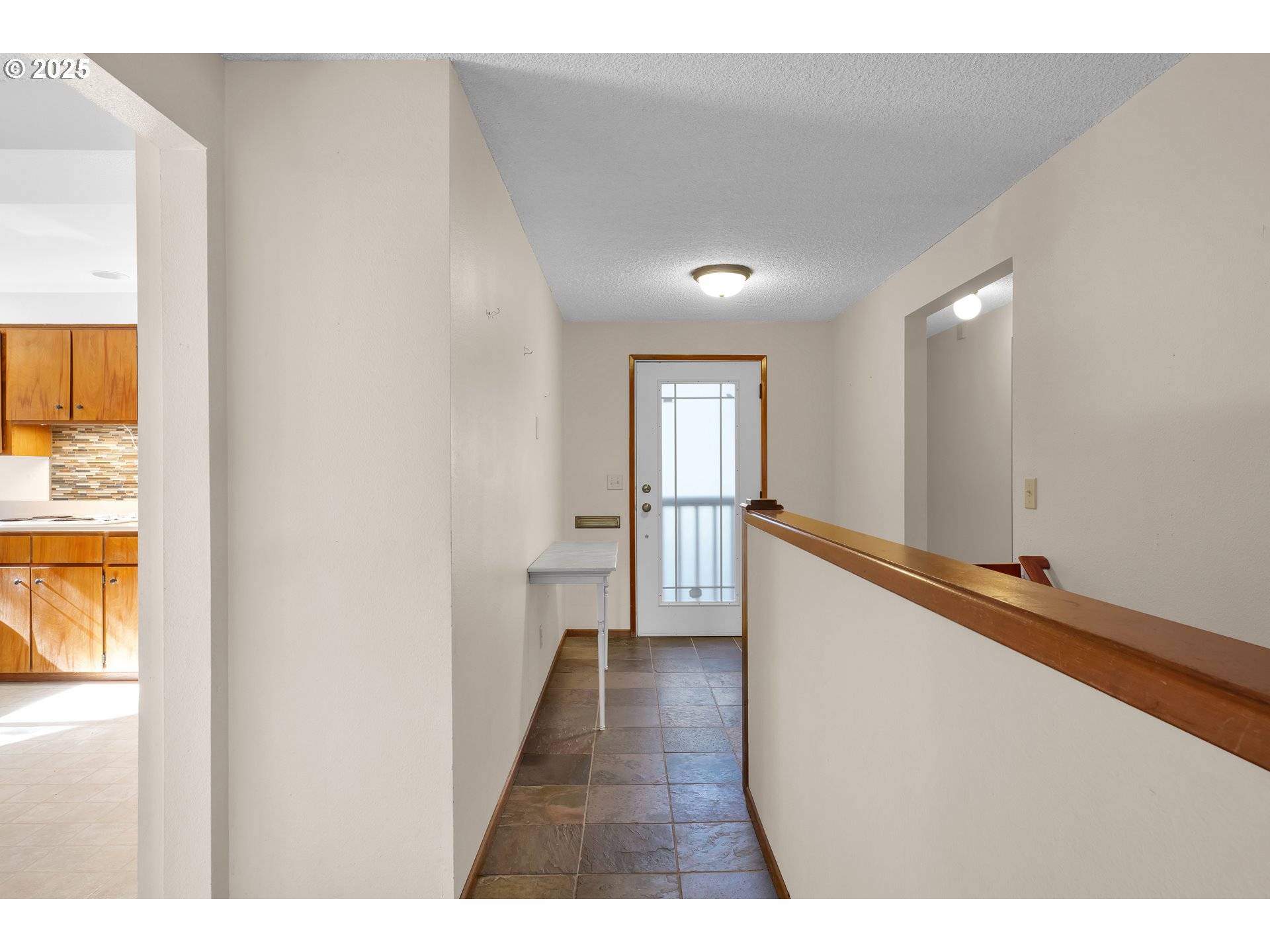 Eugene, OR 97405,206 W 27TH AVE