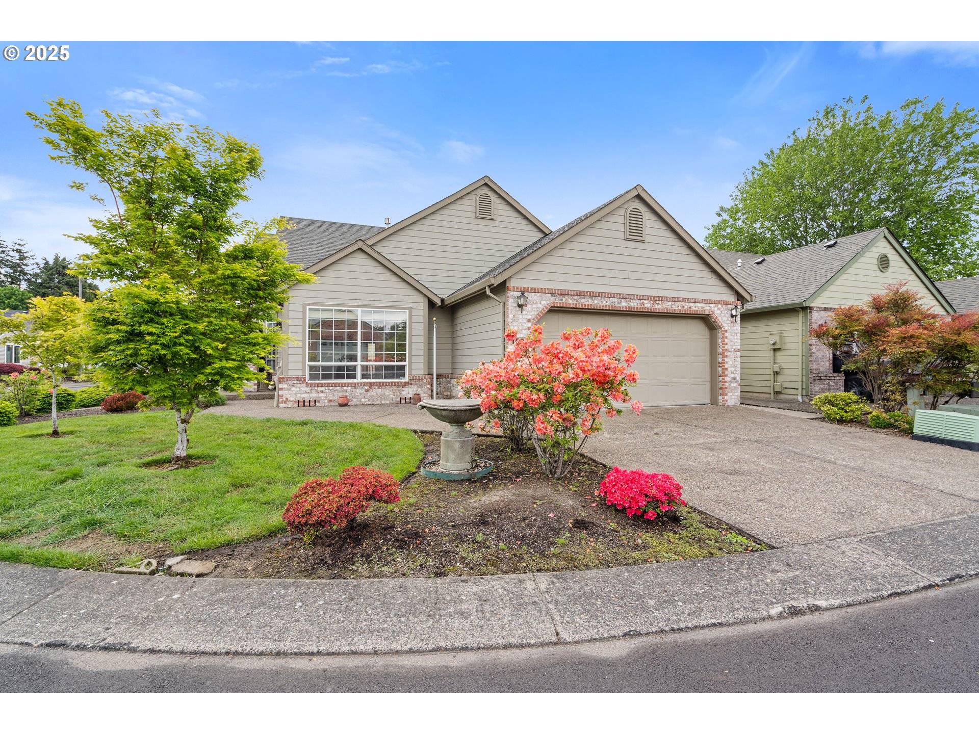 Hillsboro, OR 97124,1939 NE HAREWOOD PL