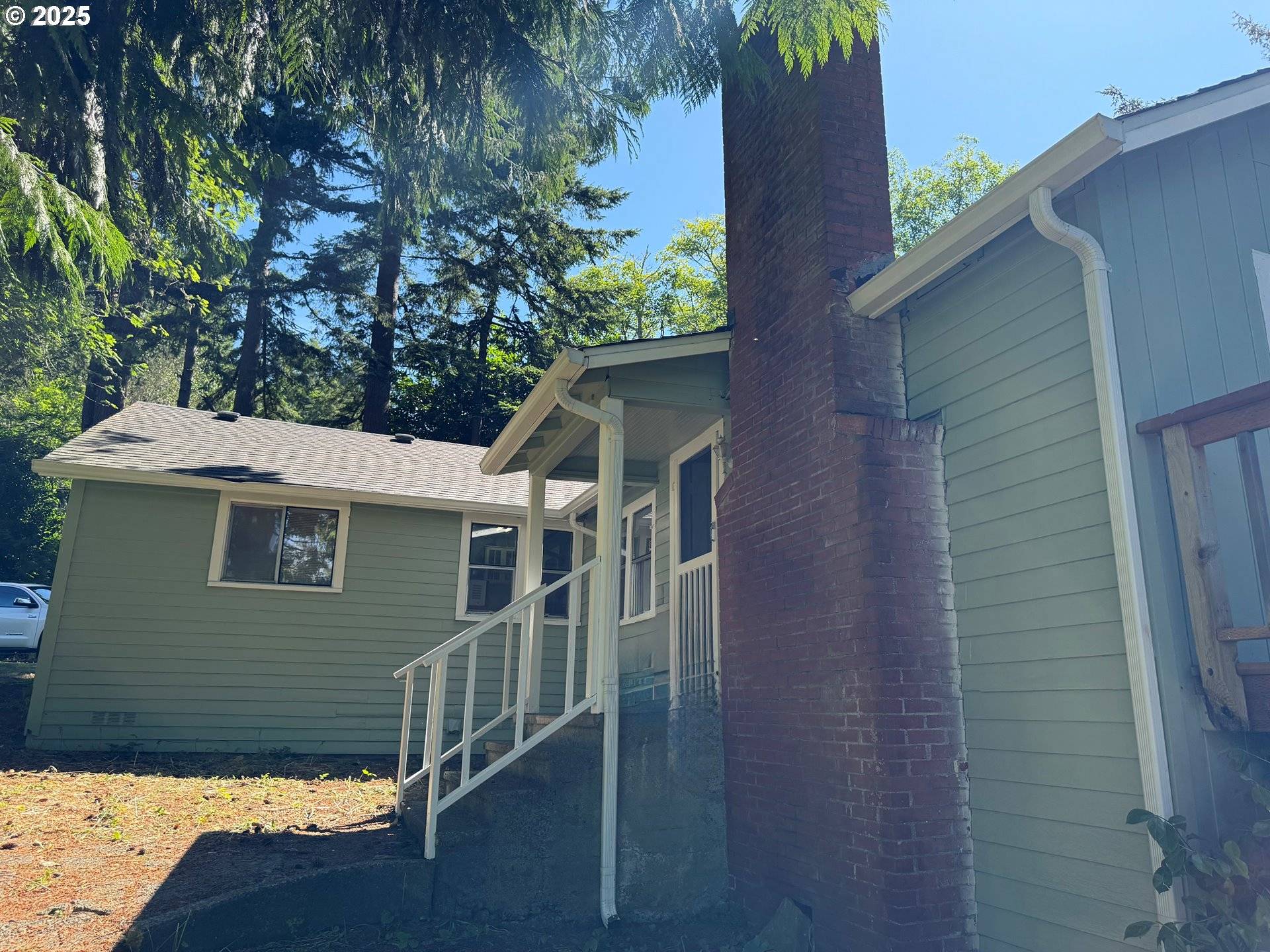 Florence, OR 97439,5290 HERMAN CAPE RD