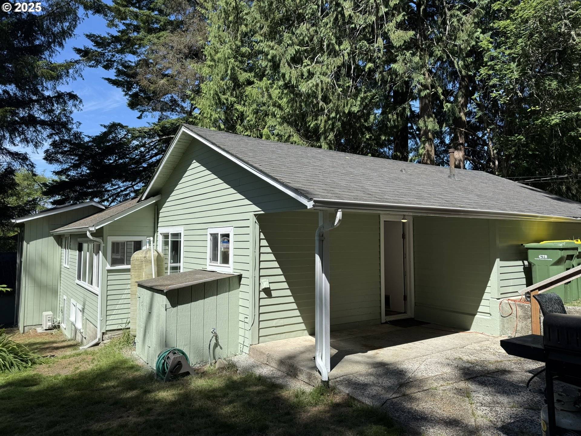 Florence, OR 97439,5290 HERMAN CAPE RD