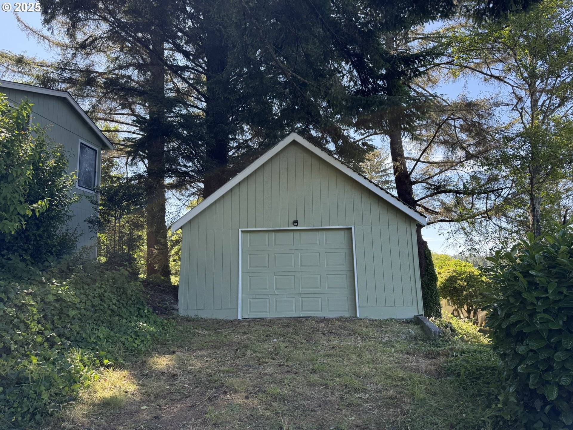 Florence, OR 97439,5290 HERMAN CAPE RD