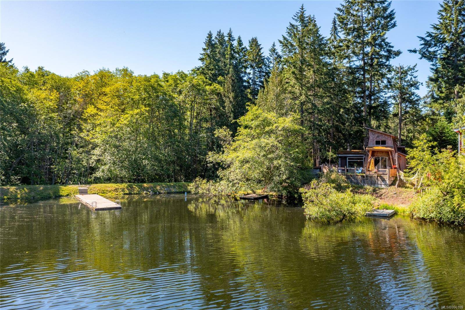 Pender Island, BC V0N 2M2,4898 Pirates Rd