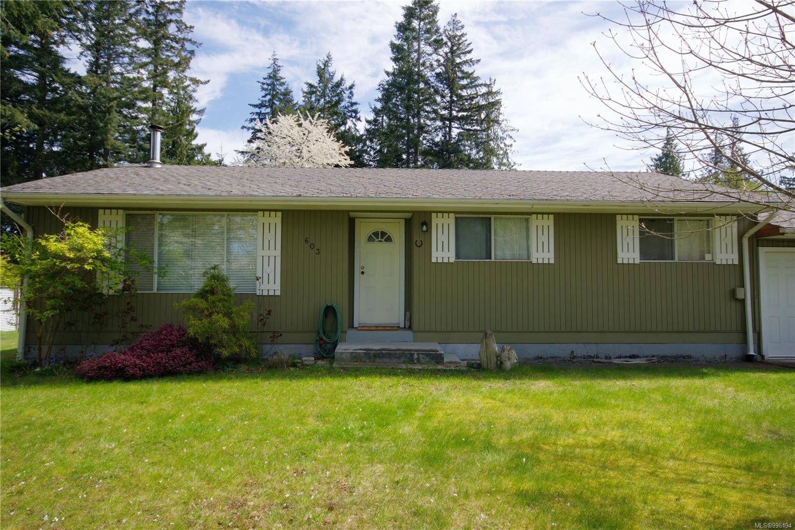 603 Johnstone Rd, Parksville, BC V9P 2A5