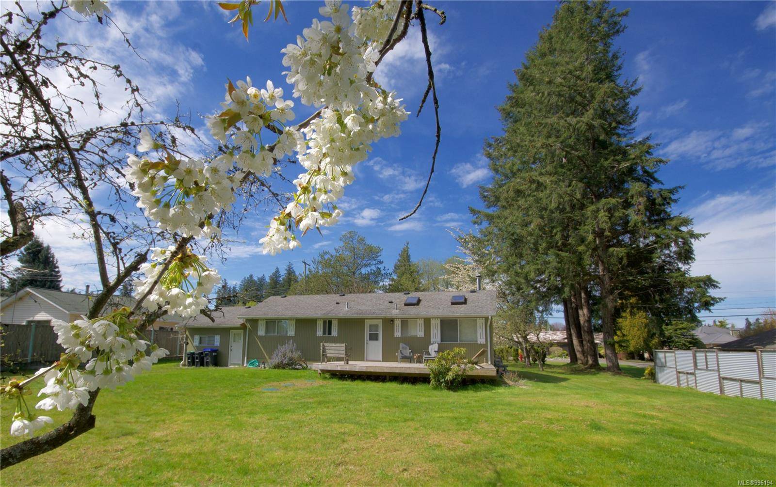 Parksville, BC V9P 2A5,603 Johnstone Rd
