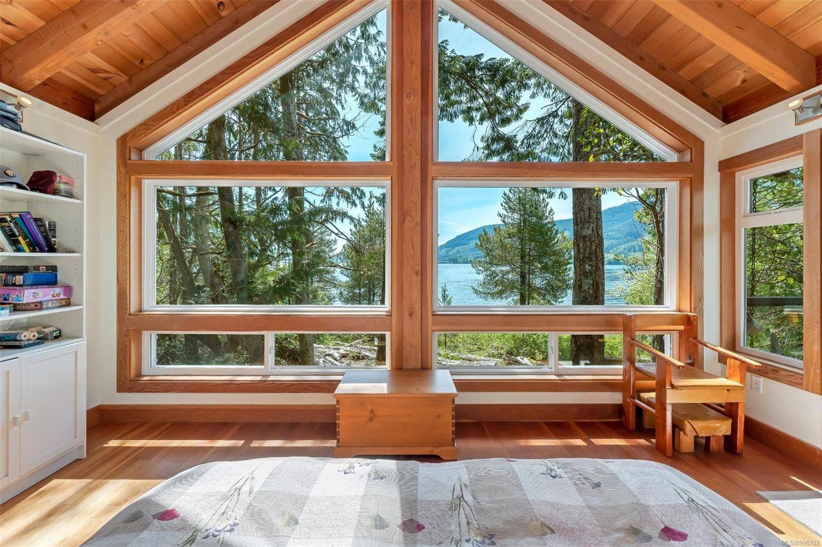 Honeymoon Bay, BC V0R 2G0,7 Island #7