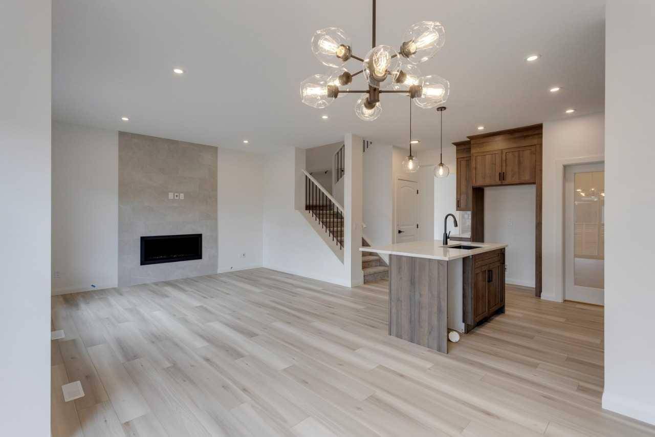 Chestermere, AB T1X 2X5,269 Dawson Wharf CRES