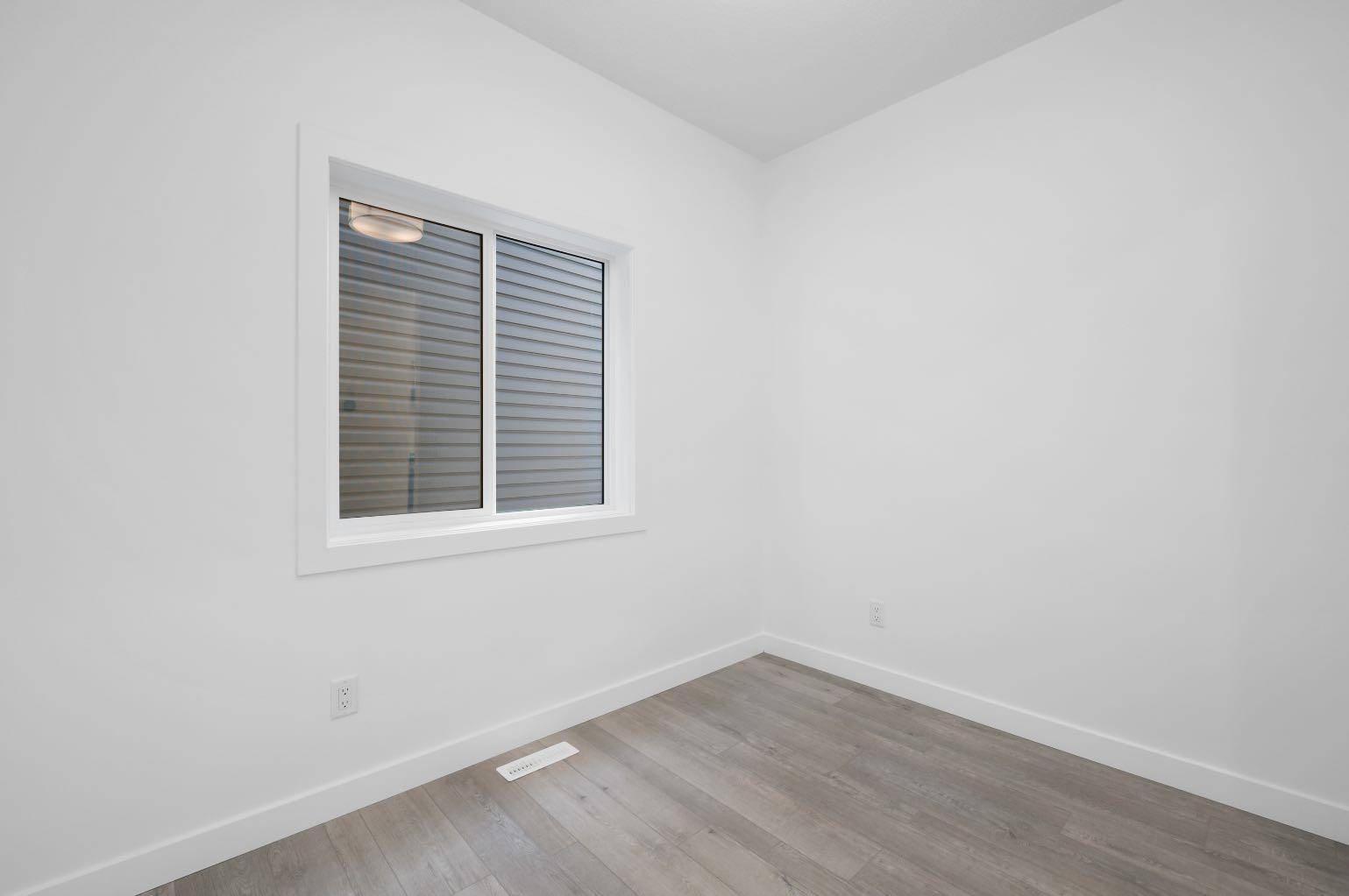 Calgary, AB T3P 2M1,43 Carringvue PL Northwest