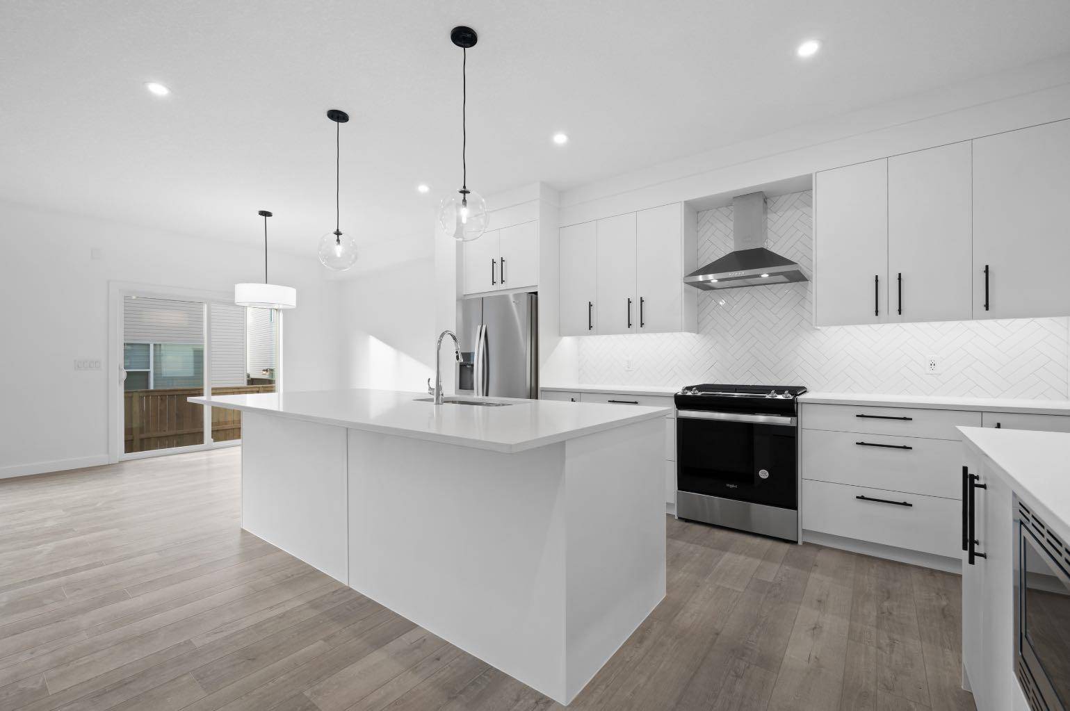 Calgary, AB T3P 2M1,43 Carringvue PL Northwest