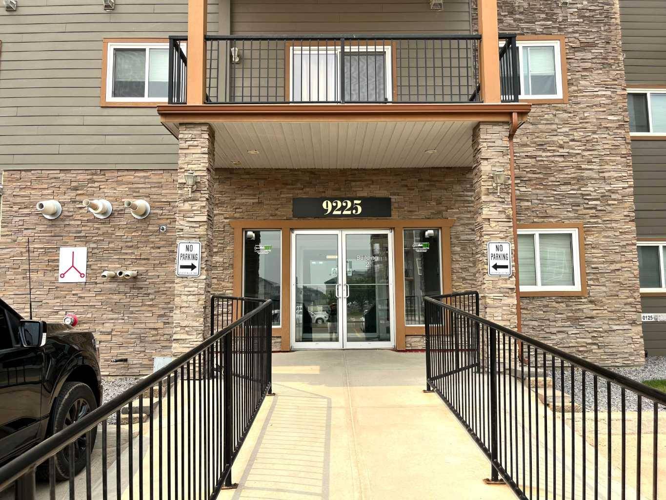 Grande Prairie, AB T8X 0B8,9225 Lakeland DR #401