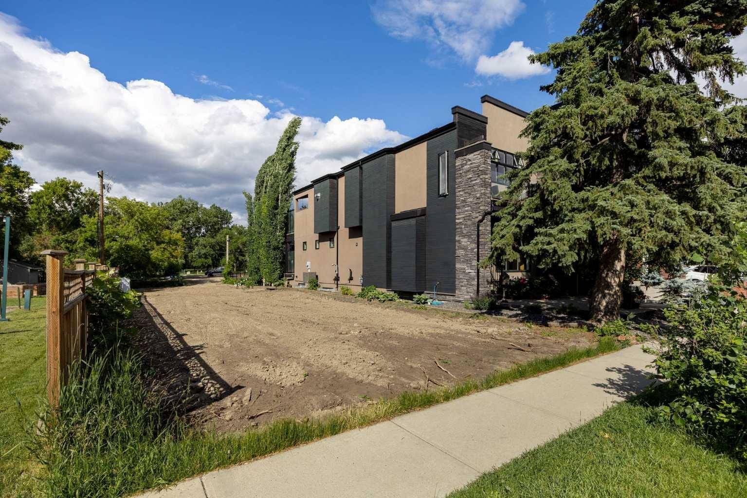Calgary, AB T2G 0M9,1324 8 AVE Southeast