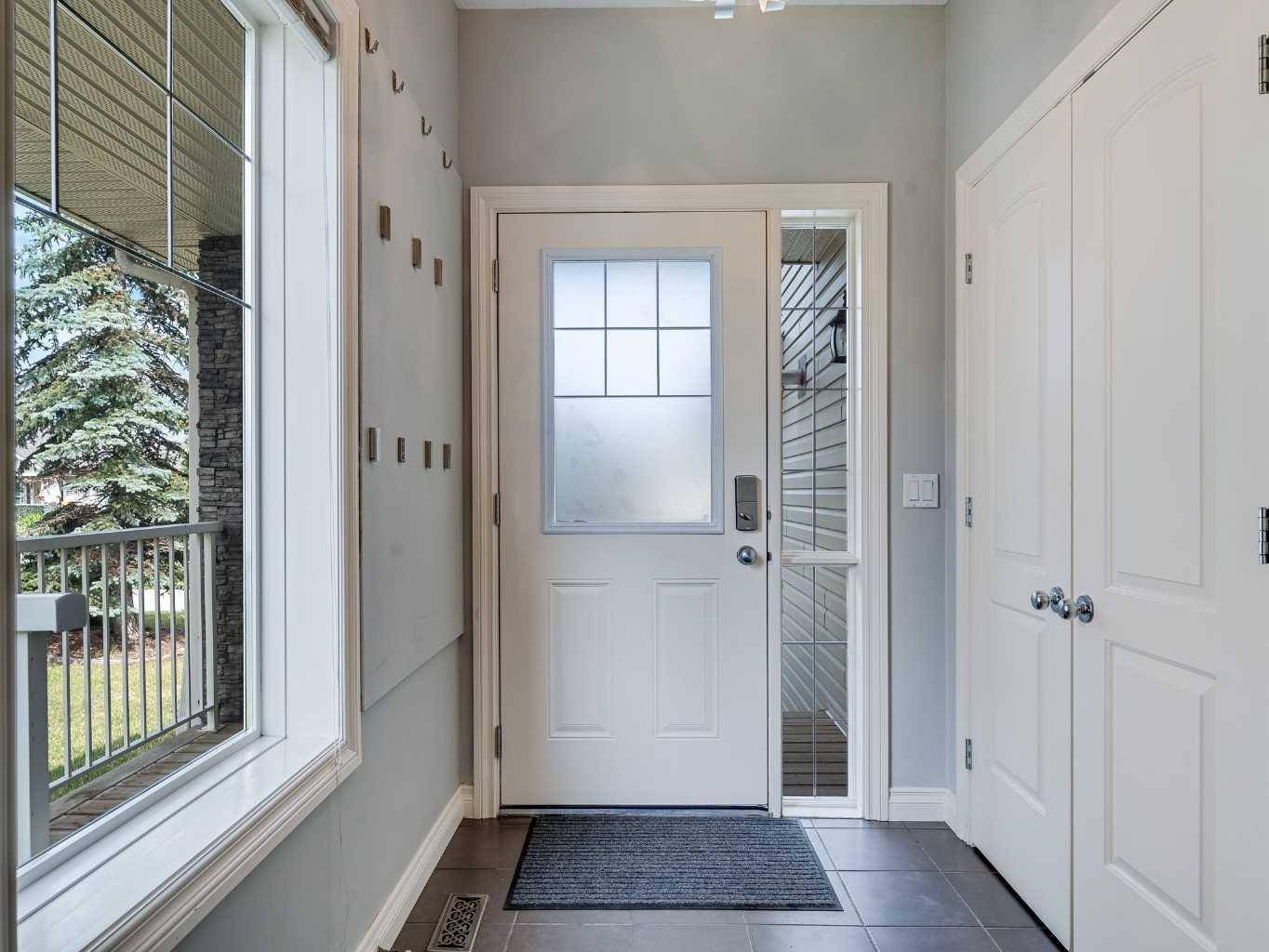 Chestermere, AB T1X1S7,140 Cove Rise