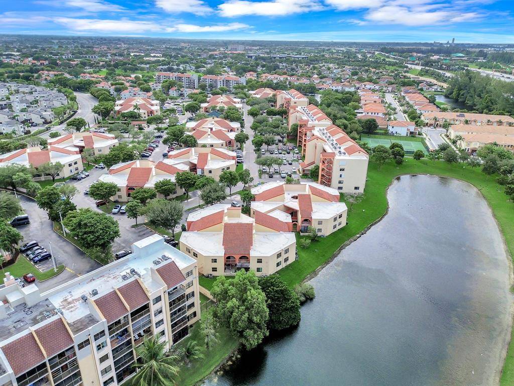 10257 NW 9th Street Cir #214-10, Miami, FL 33172