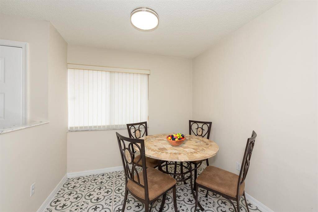 Tamarac, FL 33321,7466 Trent Dr #310