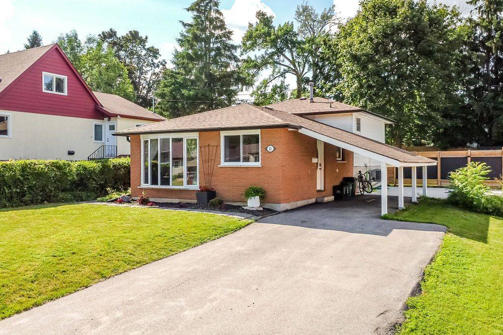 Orillia, ON L3V 2V5,21 ARGYLE AVE