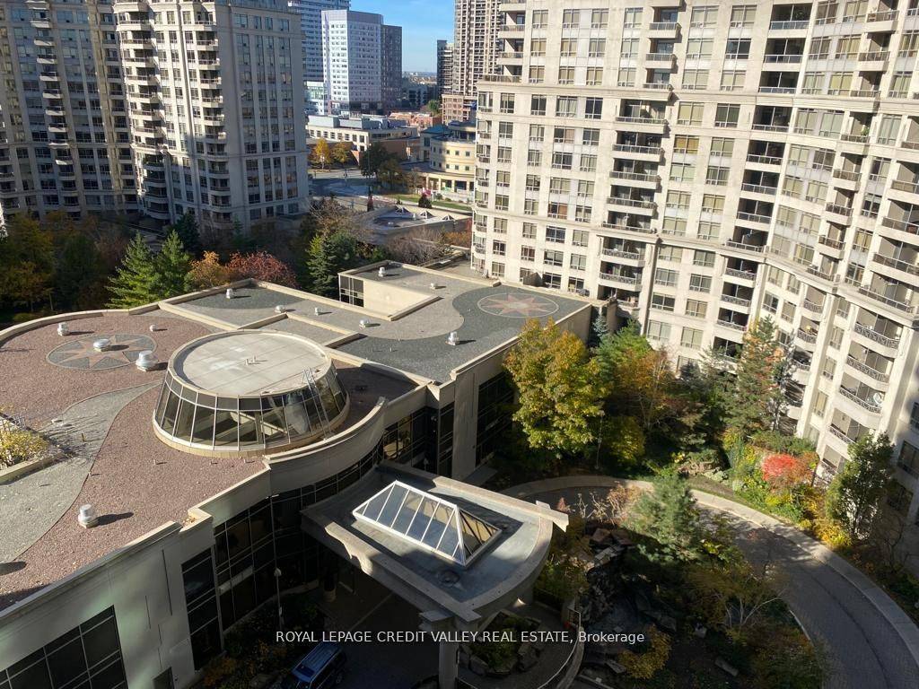 Mississauga, ON L5B 4P5,3888 Duke Of York BLVD #1830