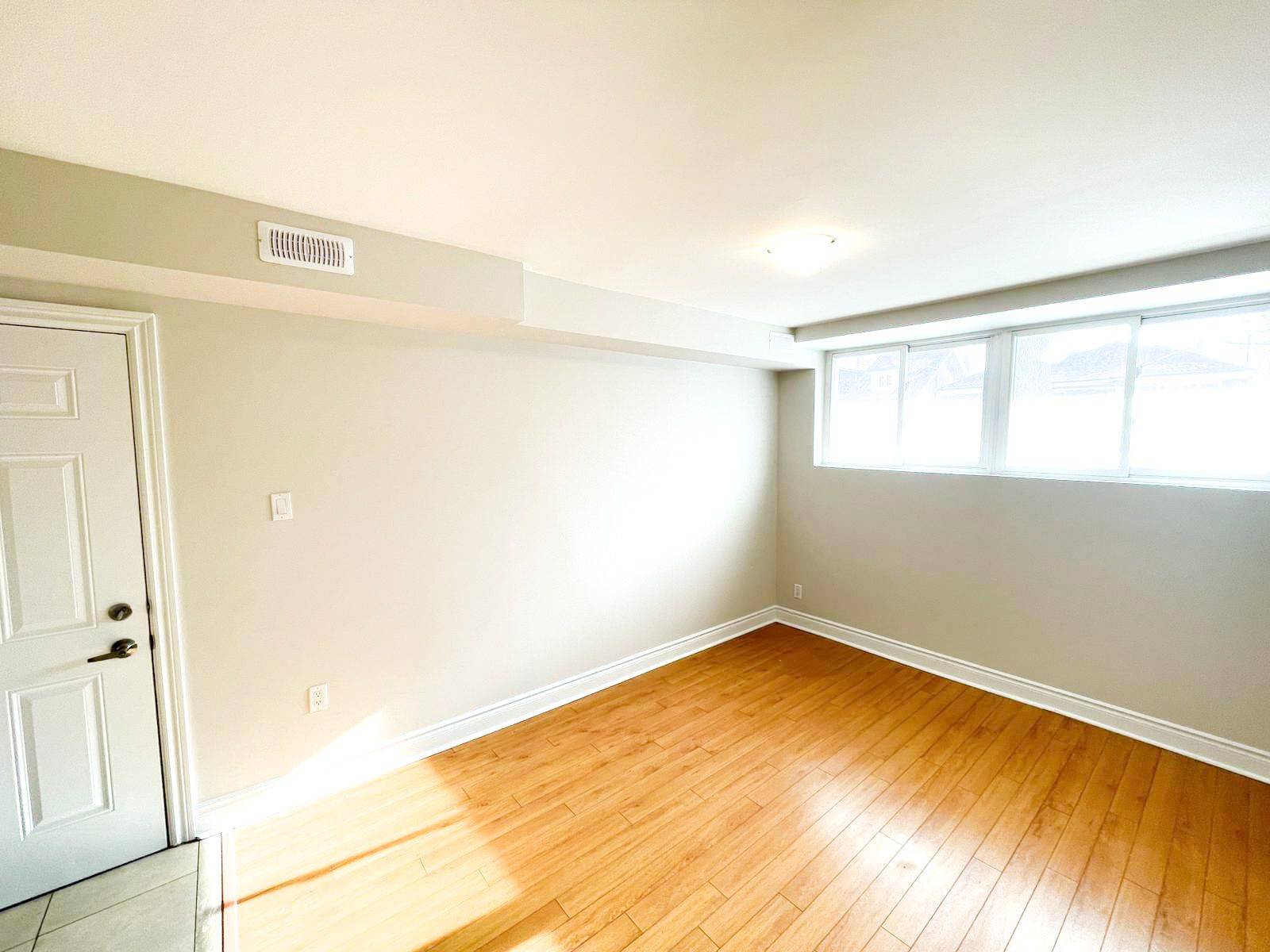 62 Murrie AVE #1, Toronto W06, ON M8V 1X7