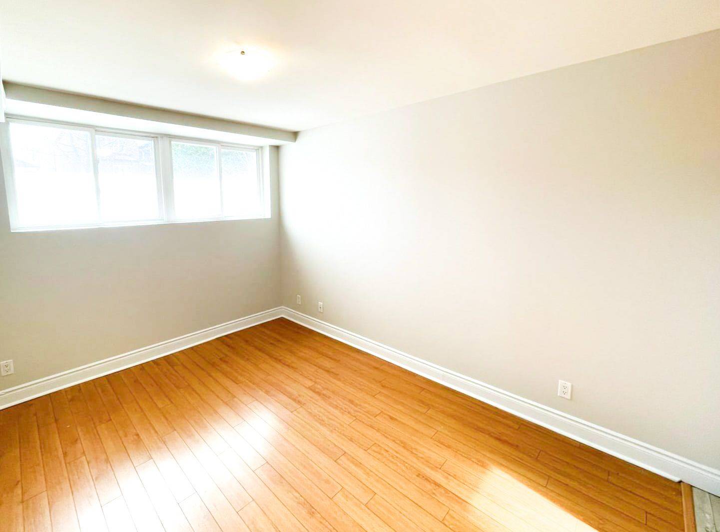 Toronto W06, ON M8V 1X7,62 Murrie AVE #1