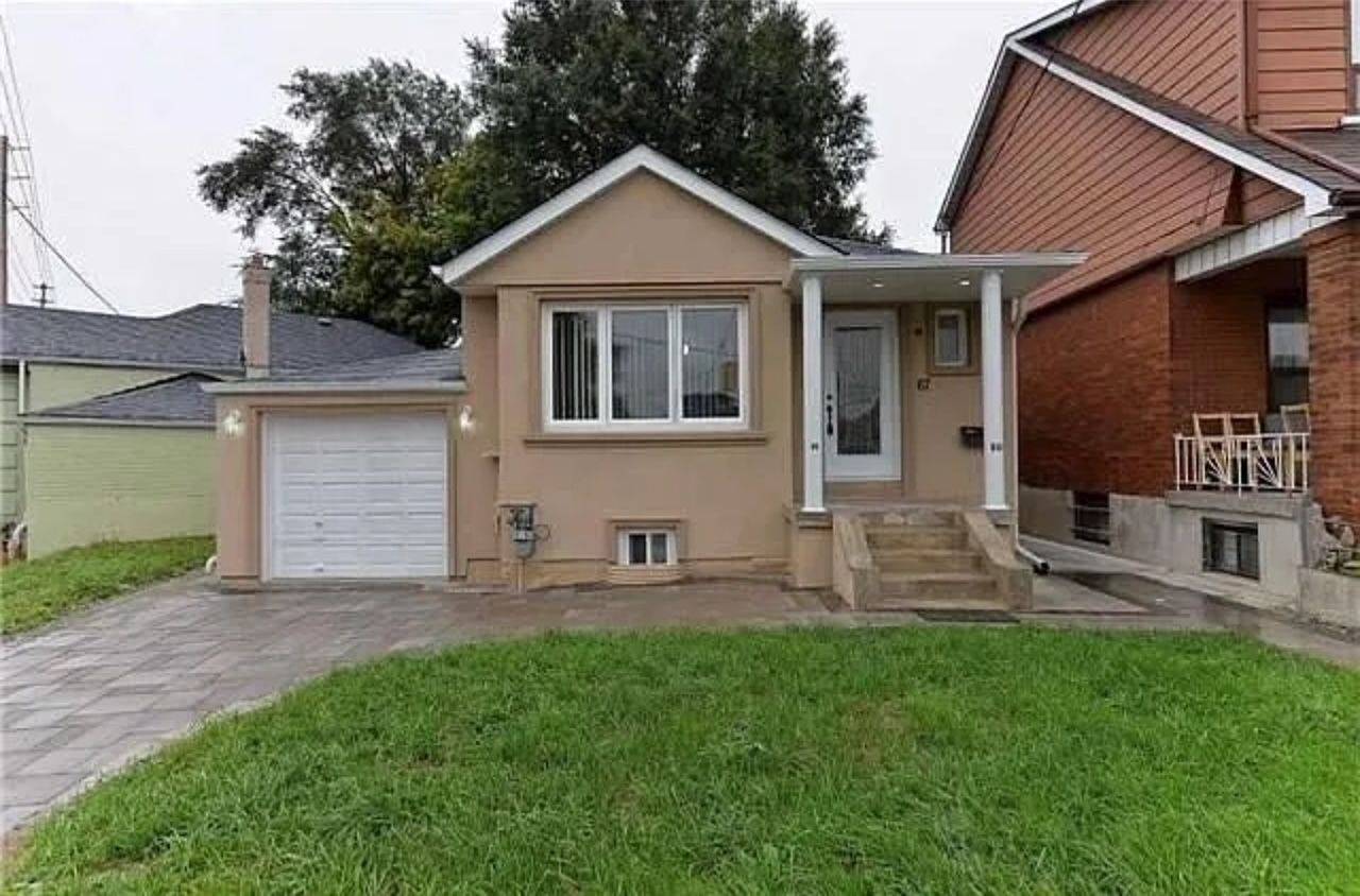 67 Bala AVE, Toronto W04, ON M6M 2E2