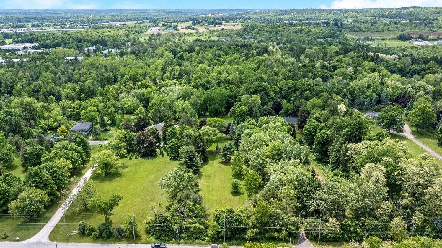 Halton Hills, ON L7G 4S4,12282 Eighth Line