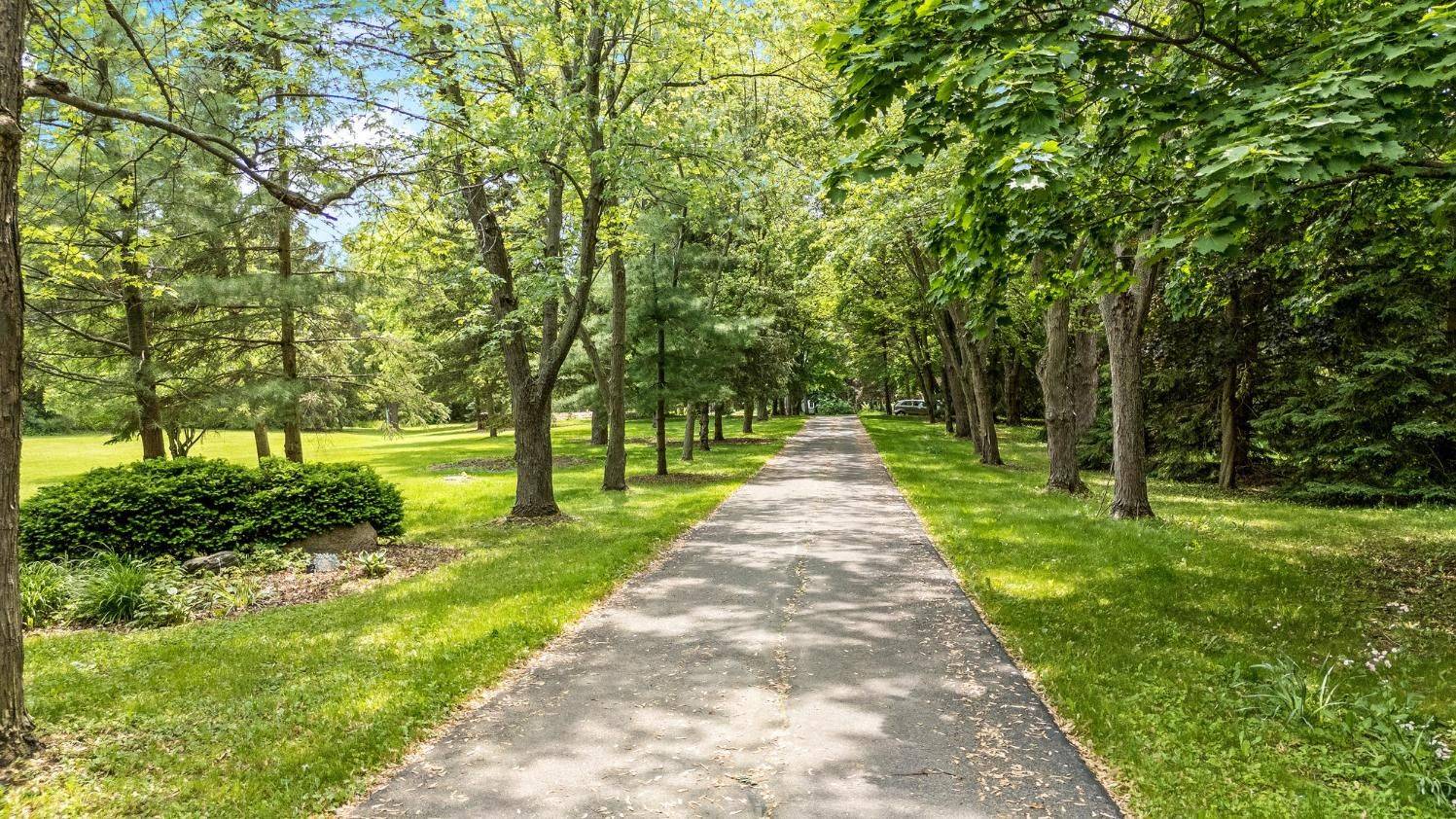 Halton Hills, ON L7G 4S4,12282 Eighth Line