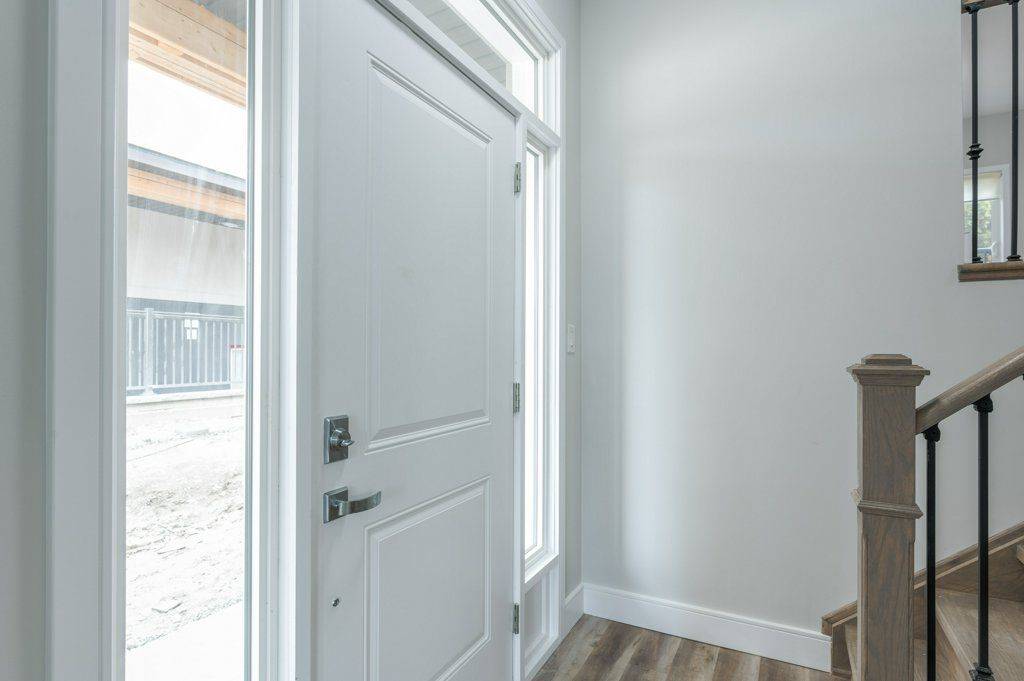 Peterborough West, ON K9K 2R7,550 Brealey DR #26